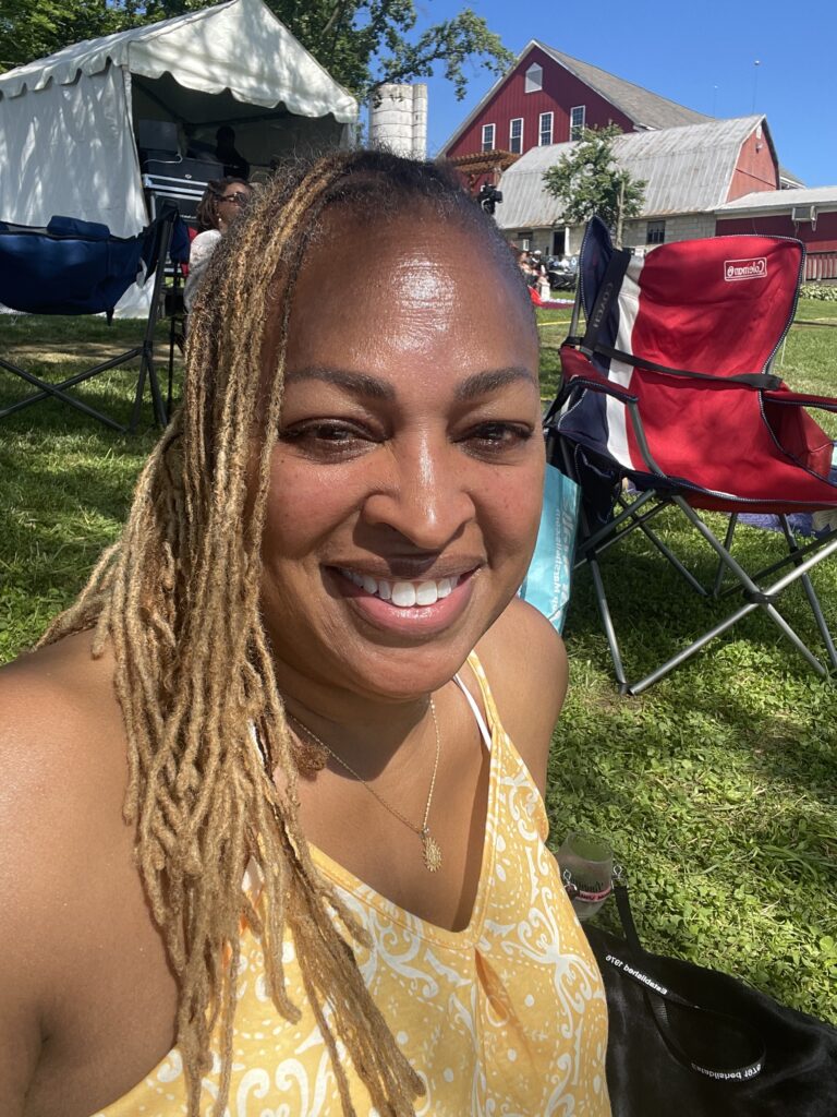 Lisa at festival