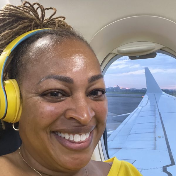 Lisa on a plane